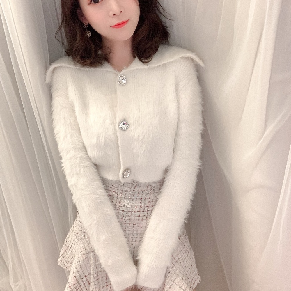 Sweater - Picture 2 of 8